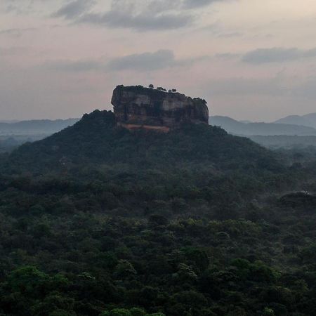 Woodsy Villa Sigiriya Esterno foto
